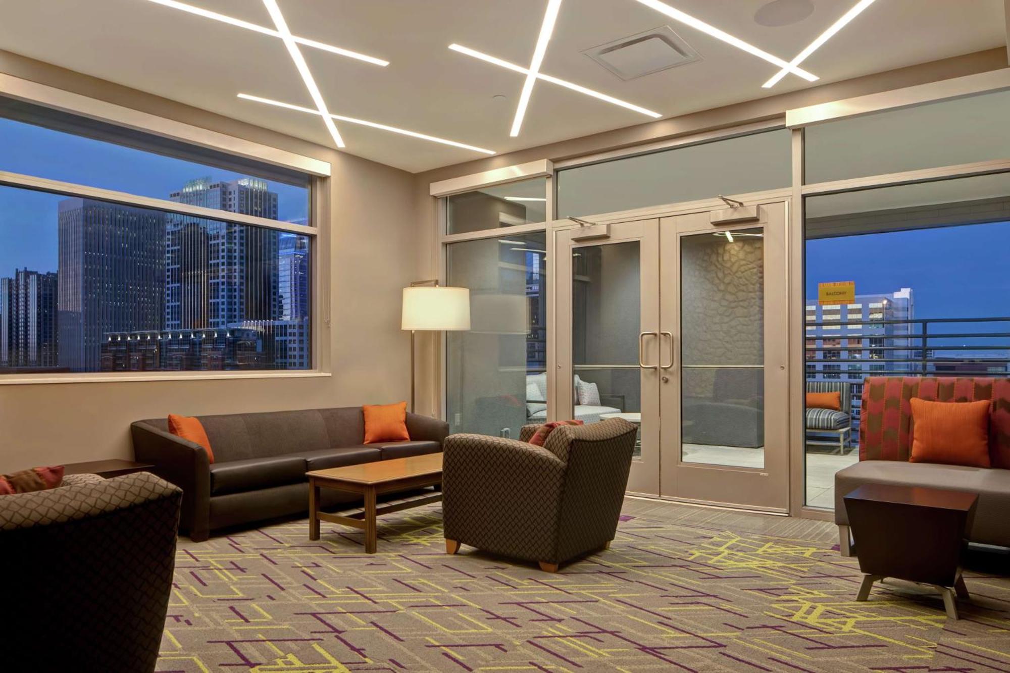 Home2 Suites By Hilton Charlotte Uptown Kültér fotó