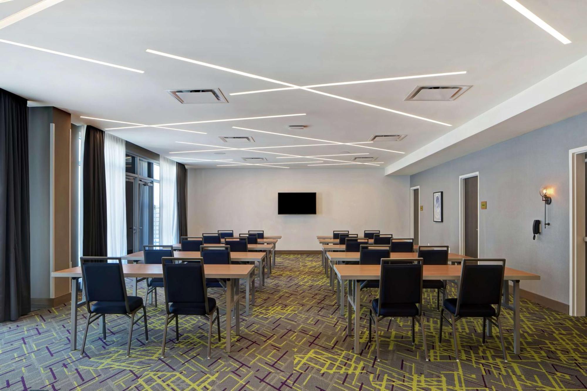 Home2 Suites By Hilton Charlotte Uptown Kültér fotó