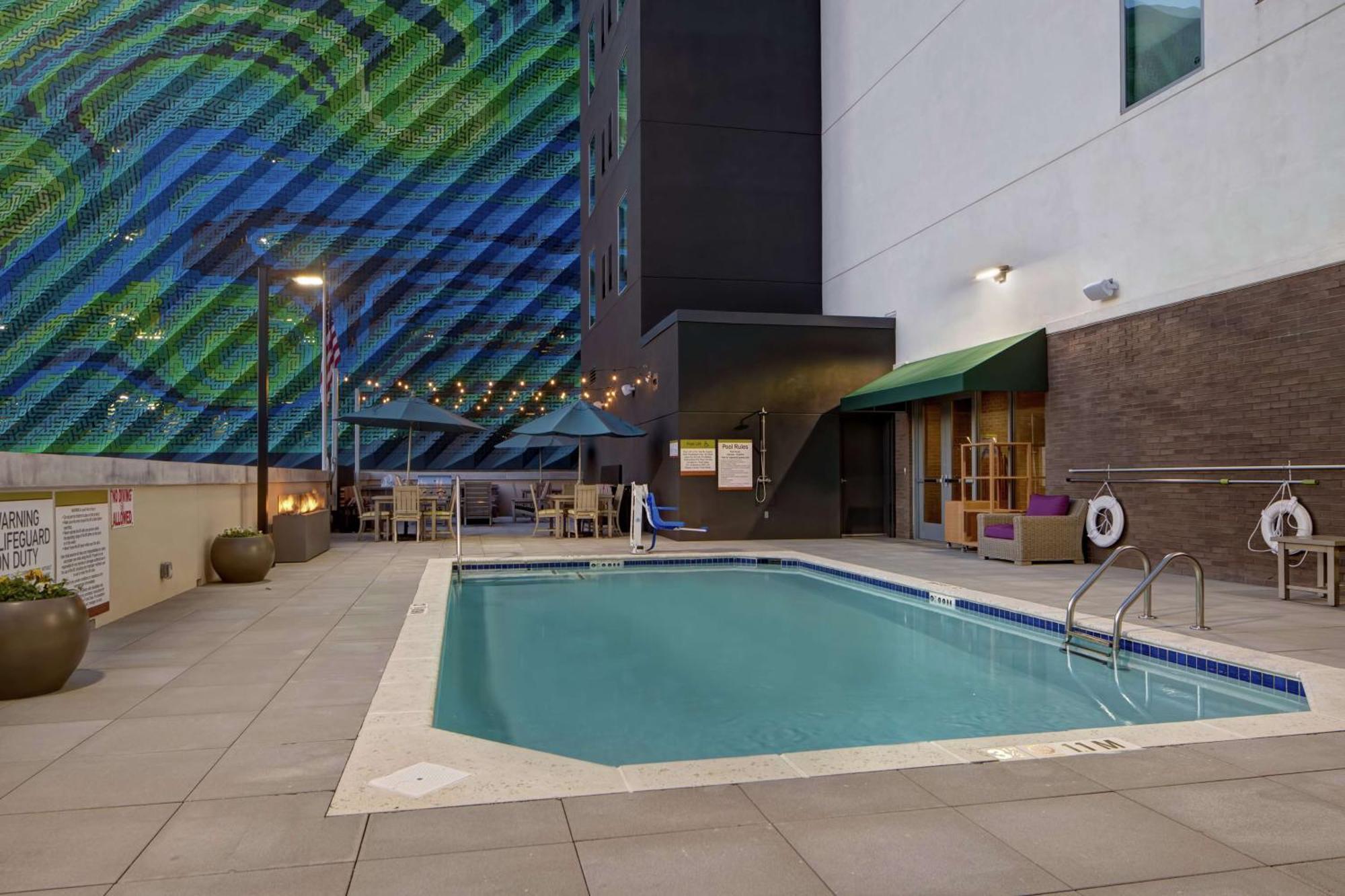 Home2 Suites By Hilton Charlotte Uptown Kültér fotó