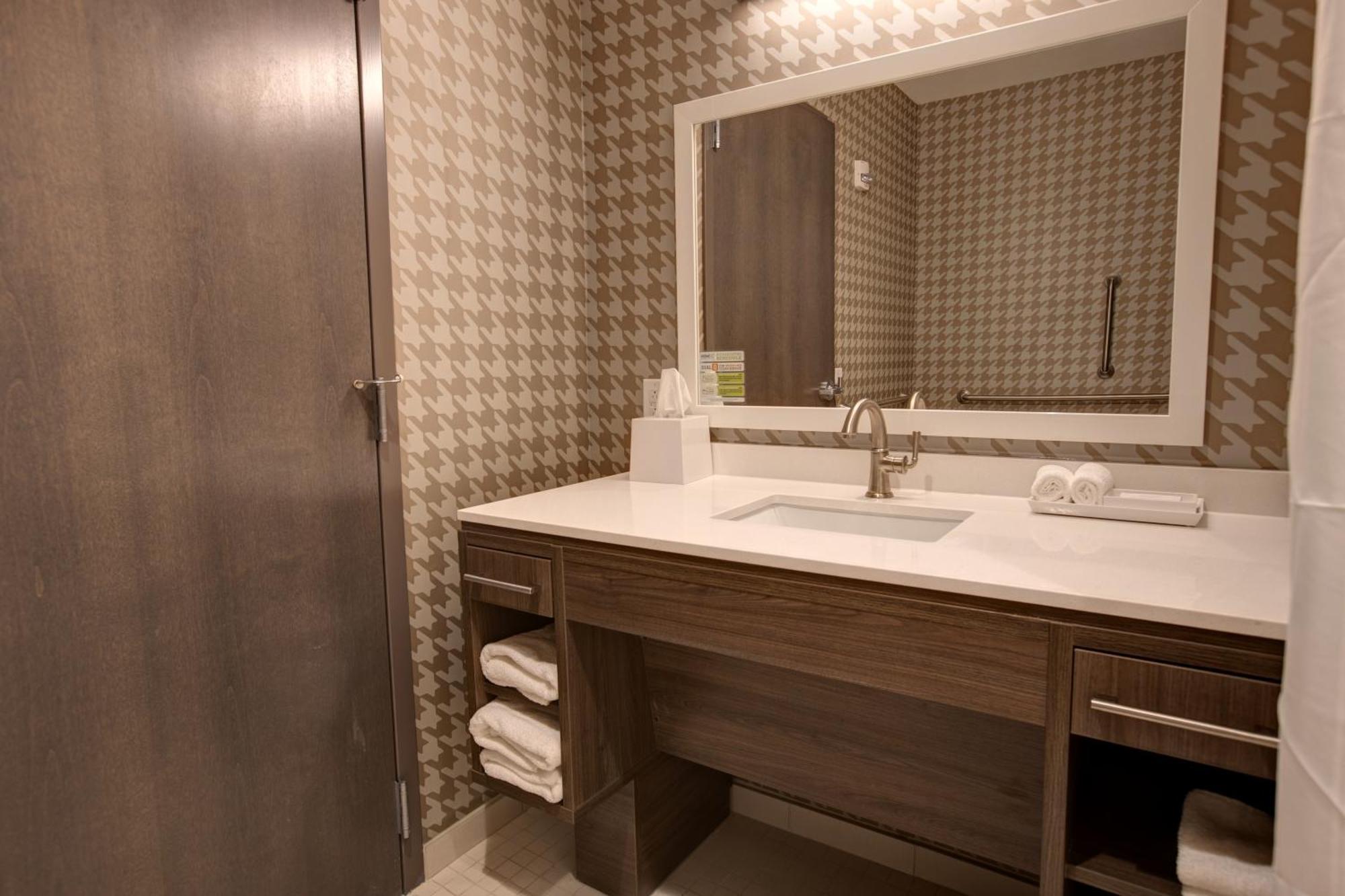 Home2 Suites By Hilton Charlotte Uptown Kültér fotó